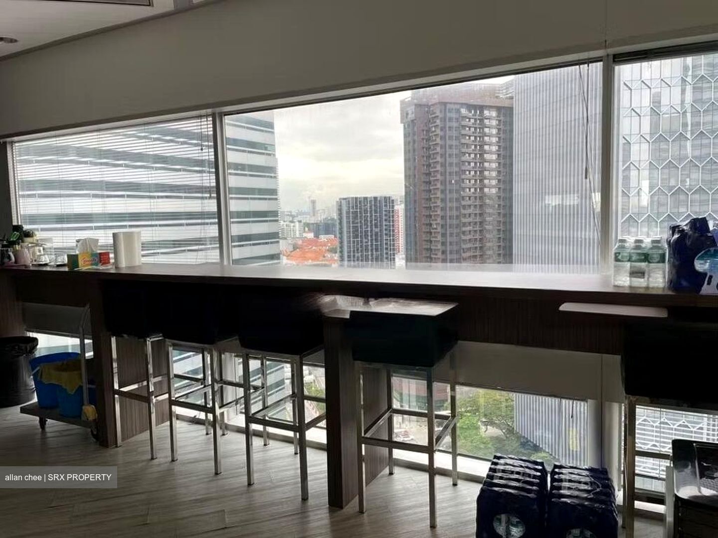 Gateway East (D7), Office #462622311